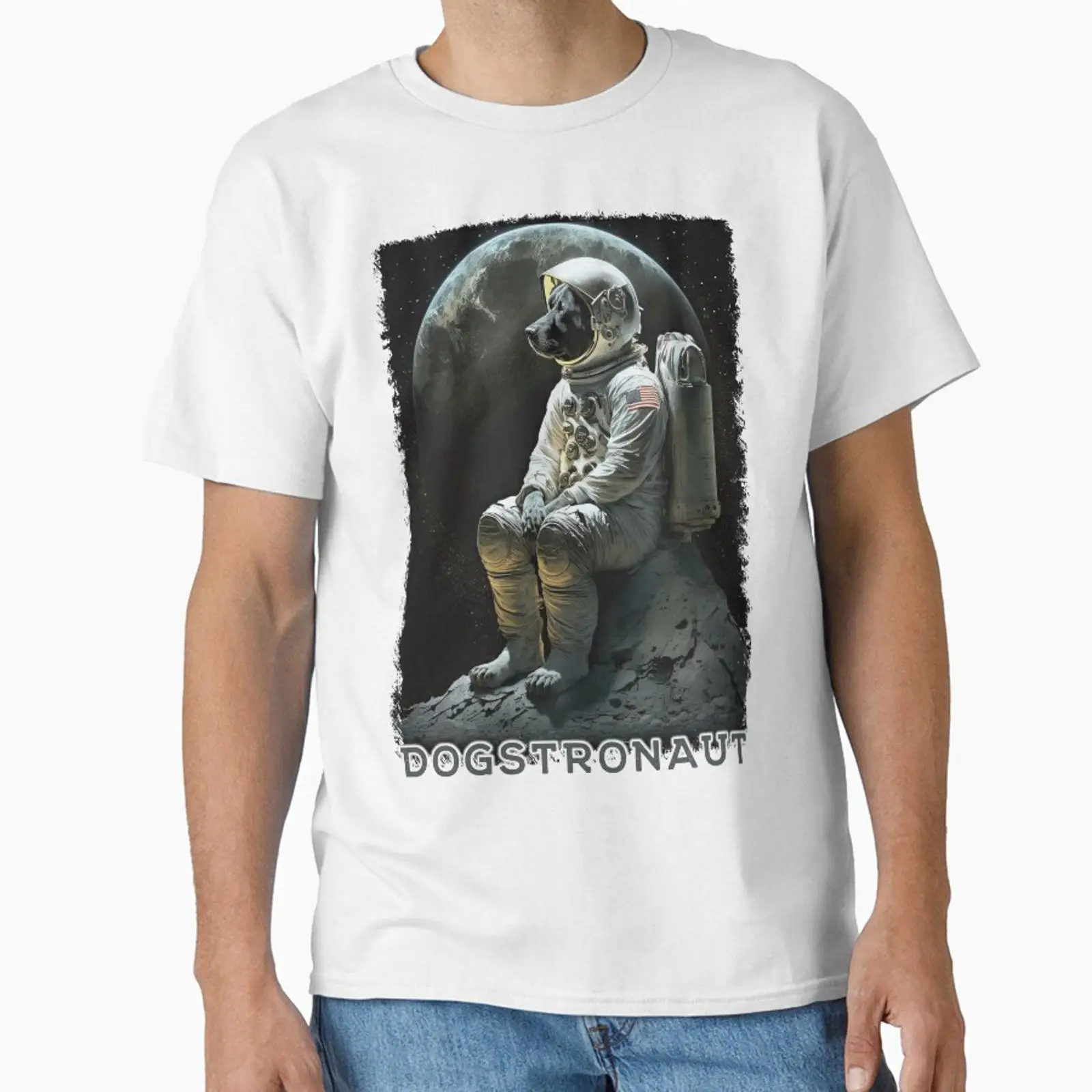 Quirky Vintage Fashion - ด็อกส์นอตส์ ดีไซน์นักบินอวกาศสุดเท่ แปลกใหม่ และน่ารัก เสื้อยืดคลาสสิกสไตล์วินเทจ ซักแล้วใส่สบาย