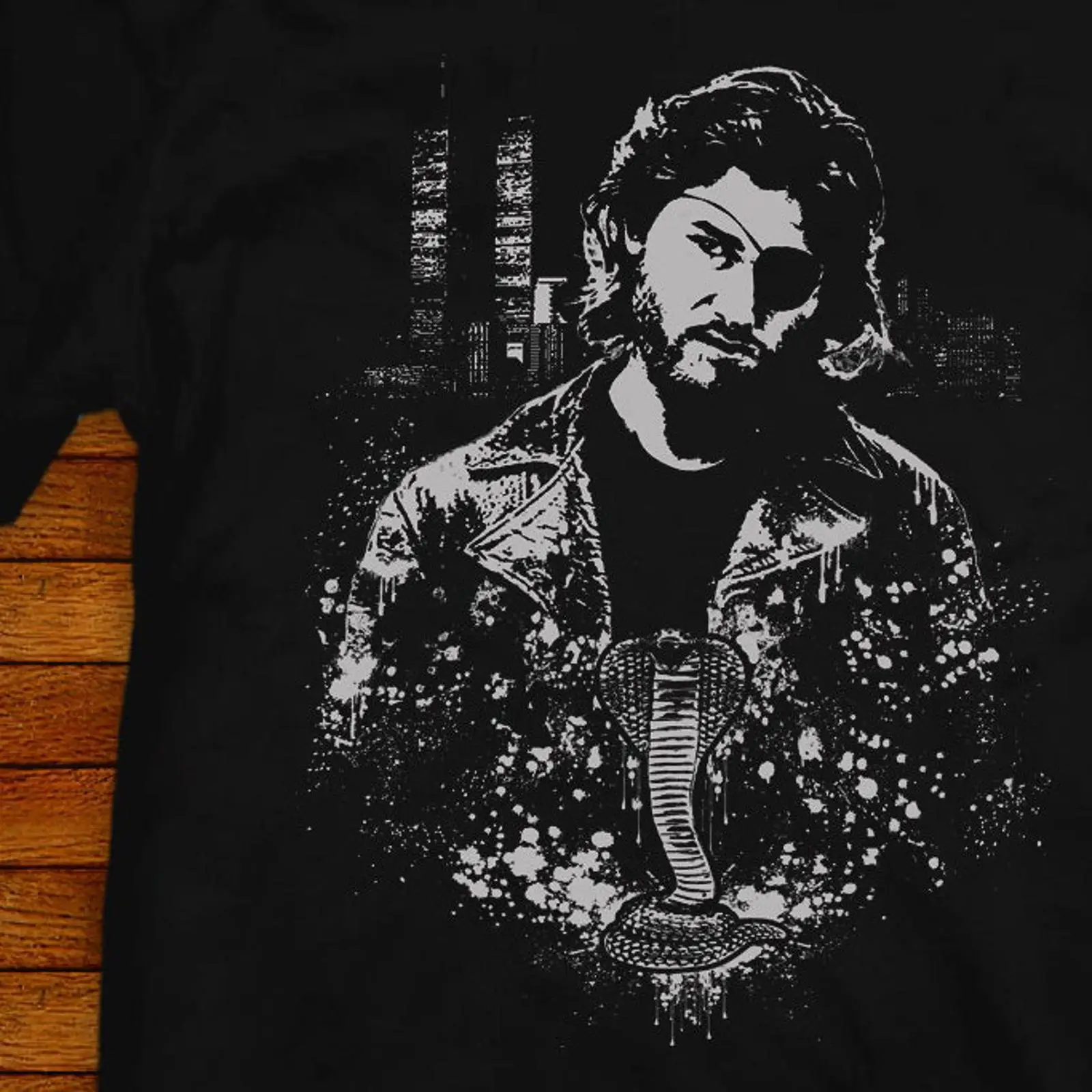 Vintage Fashion York - เสื้อยืด Escape From New York ลายศิลปะ