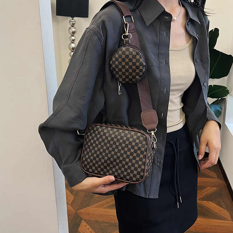 Fashion Y Vintage - กระเป๋าถือแฟชั่นวินเทจสำหรับผู้หญิง หนัง PU นุ่ม สีพื้น กระเป๋าสะพายไหล่ผู้หญิง