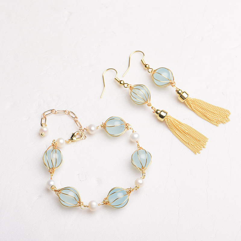 Vintage Fashion Accessories - ต่างหูลูกปัดหยกธรรมชาติสีน้ำเงิน เครื่องประดับแฟชั่น สร้อยข้อมือวินเทจ เครื่องประดับแท้ เครื่องรางนำโชค ดีไซน์เนอร์