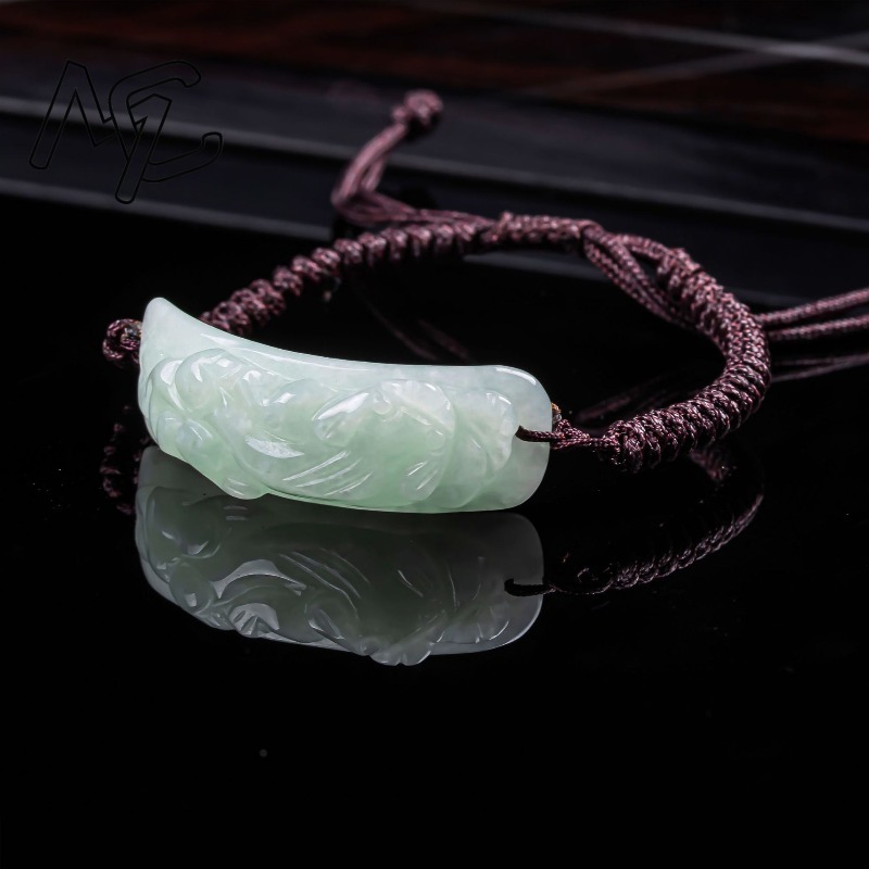 กำไลหยกพม่าแกะสลักลายปี่เซียะ  - Vintage Fashion Accessories บทวิจารณ์และราคา